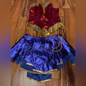 Heroic Adventure Costume Set in Red and Blue